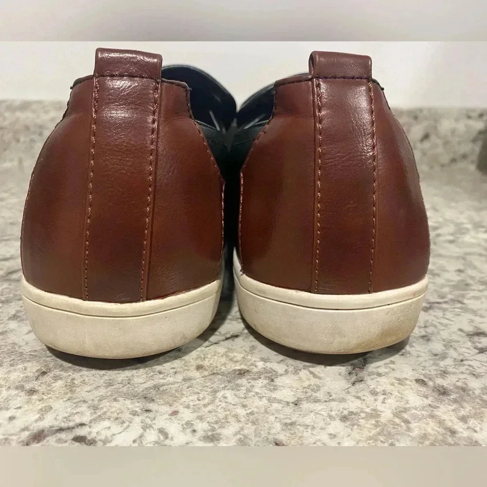 Steve Madden “Felix” black leather slip on loafer. Size 12